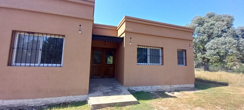 Casa Barrio Parque Exaltación, Rio Colorado 600