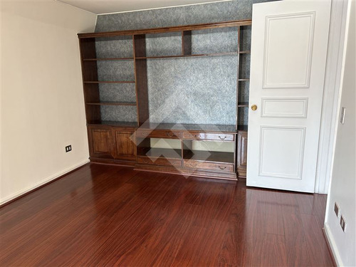 Departamento En Venta De 4 Dorm. En Las Condes