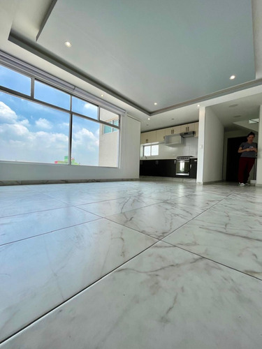 Penthouse Ubicadisimo 2 Plantas Roof Privado Elevador A Una Cuadra Foro Sol Dos Estacionamiento Solo 10 Deptos