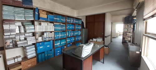 Imagen 19 de 30 de Venta Oficina Con 2 Cocheras - Cocina -baño Propio