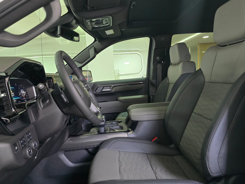 Chevrolet Cheyenne 6.2 Doble Cab Zr2 4X4 At
