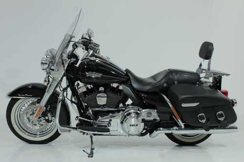 Harley Davidson Road King Classic 2011 Preta