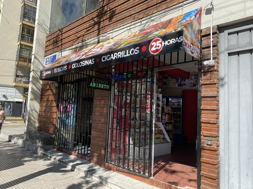 Imagen 1 de 5 de Con Renta $120.000 2 Locales En Block Av. Jujuy Al 100 Y Alsina 70 M2