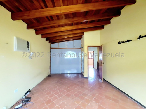 Imagen 19 de 28 de Casa Para Remodelar En Los Palos Grandes