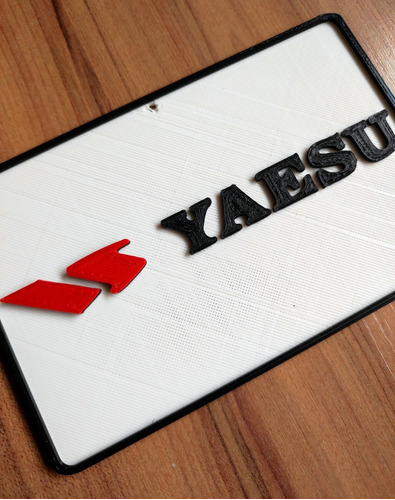 Placa Logotipo Yaesu Radioamador Impressão 3d 14x9cm
