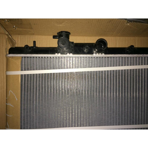 Imagen 3 de 4 de Radiador Subaru Impreza Forester 02 - 07 Automatico