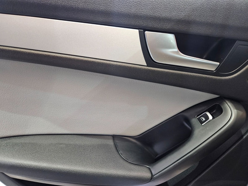 Audi A4 Launch Edition 2.0 TFSI 190cv S troni