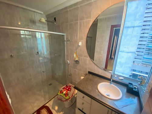 Imagem 10 de 24 de Aluga-se Amplo Apartamento 03 Quartos Mobiliado Na Praia De Itapoã. - 22030