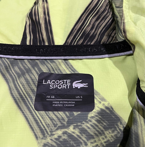 Rompevientos Lacoste Caballero Talla S (revisar Dimensiones) (Usado)