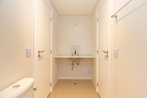 Imagem 30 de 30 de Apartamento Com 3 Dormitórios À Venda Com 187.47m² Por R$ 1.056.110,25 No Bairro Cristo Rei - Curitiba / Pr - Ap 1898