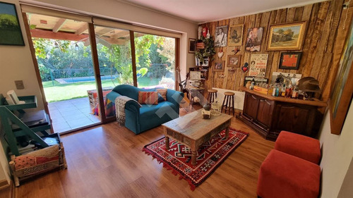 Casa En Venta De 3 Dorm. En Colina - Piedra Roja