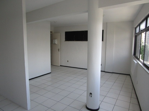 Imagem 4 de 6 de Sala Para Alugar Na Cidade De Fortaleza-ce - L765