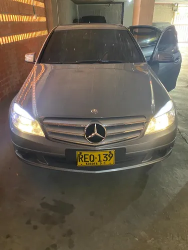 Mercedes Benz C180 - Bluefficiency - $51 Millones