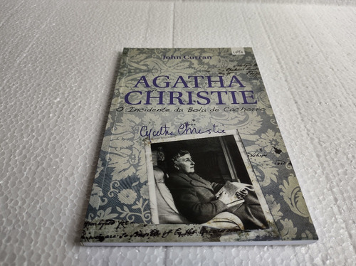 Livro Agatha Christie - O Incidente Da Bola De Cachorro 