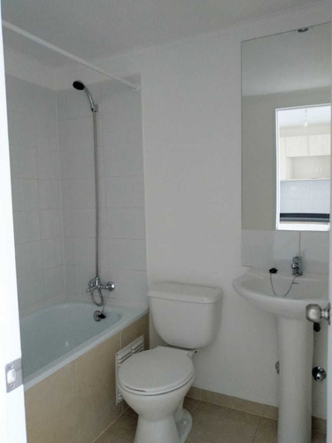 Depto Estudio Metro Ecuador (99352)