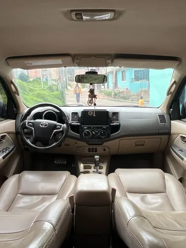 Toyota Fortuner 2.7l 4x2