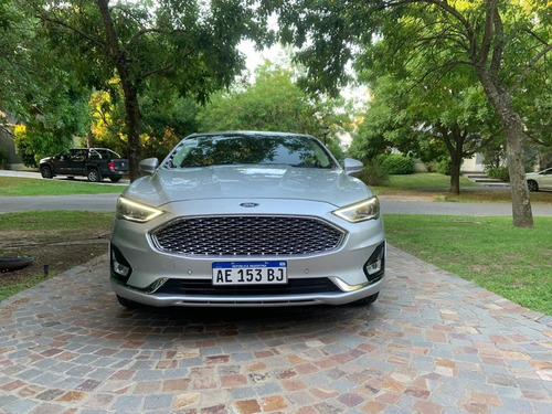 Ford Mondeo Titanium