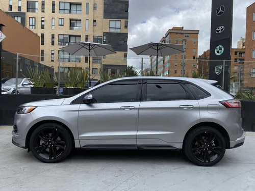 Ford Edge St