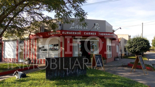 Imagen 3 de 5 de Gran Oportunidad En General Juan Madariaga Local Comercial Y Casa
