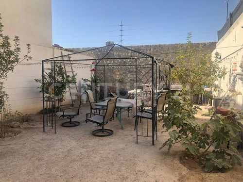 Imagen 7 de 26 de Paseos Del Pedregal, Etapa I