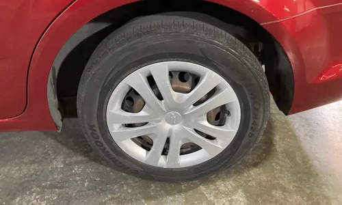 Chevrolet Sonic LS 1.6 lt