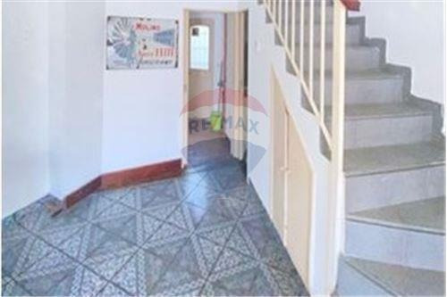 Imagen 4 de 26 de Casa Venta Flores 4 Ambientes Patio Y Cochera