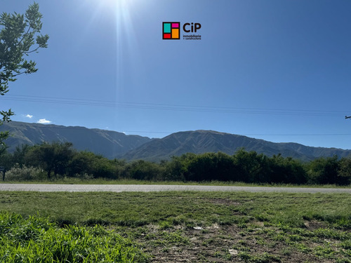 Galpón En Venta En Los Molles