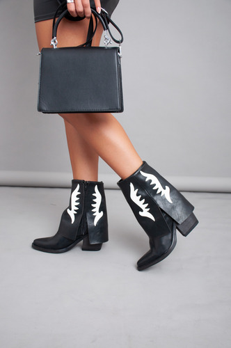 Bota Texana De Mujer Comodas Caña Baja Moda Berry Liviana