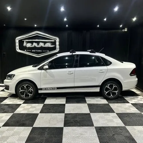 Volkswagen Vento 1.6 Startline At