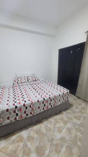 Imagen 7 de 8 de (solo Clientes) Iris Hernández Alquila Bello Apartamento Amoblado El Parral 108m2 Cod.12784ih