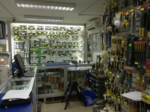 Imagen 10 de 14 de Venta De Fondo De Comercio Ferretería Eléctrico Electrónicos