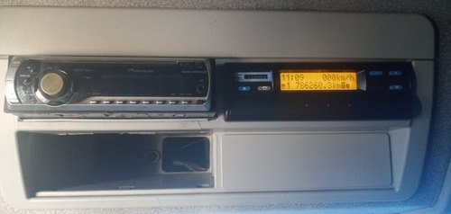 Imagem 7 de 12 de Iveco Cursor 450 E 330 T