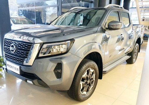 Imagen 1 de 18 de Nissan Frontier Xe 4x2 At 2023 0km Oferta Blanca #02