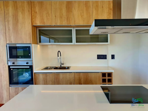Vendo Casa A Estrenar, 3 Dormitorios En Suite, Piscina, En Barrio Privado Laguna De Los Cisnes, Laguna Del Sauce, Punta Del Este