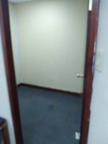 Imagen 5 de 11 de Alquilo Oficina En Los Palos Grandes