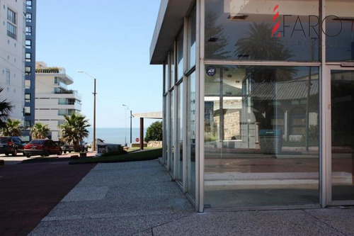 Imagen 2 de 17 de - Punta Del Este Peninsula