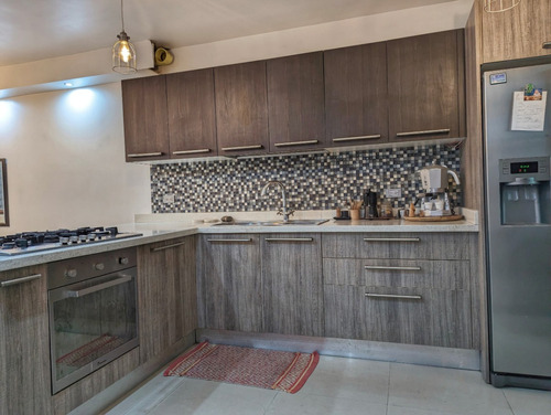 Town House En Venta Con Agua De Pozo Y Piscina En Tazajal, Res. La Llovizna. Minerva K