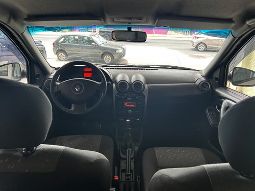 Renault Logan Logan Expression 1.6 8V (Flex)