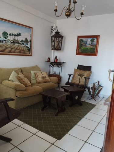 Vendo Casa En Maneiro De 3 Hab 3 Baños