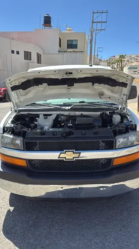 Chevrolet Express 6.0ls C 15 Pas At