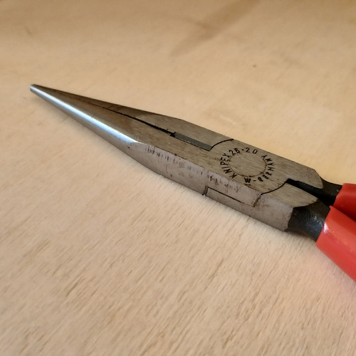 Pinza Knipex Aislada De Punta Recta 26-20 200 Mm 8 Alemania