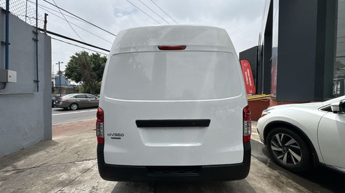 Nissan Urvan 2.5 Panel Amplia Aa Paquete Seguridad Mt
