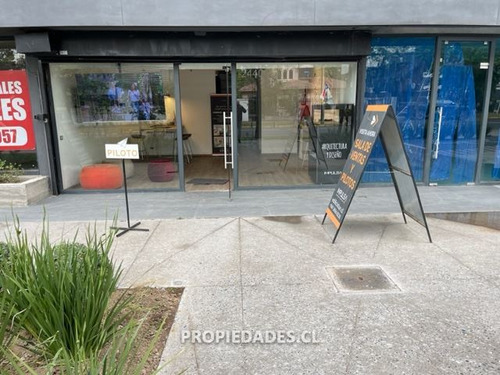 Local Comercial Arriendo Importante Esquina Eliecer Parada, 