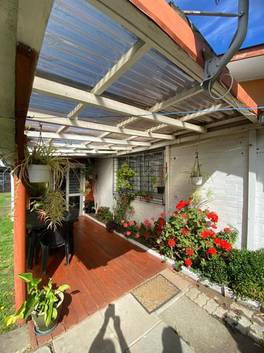 Oportunidad! Amplio Sitio Con 2 Casas, Próximo A Recabarren.