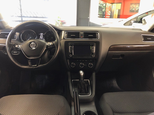 Volkswagen Vento 2.5 Advance Plus Triptonic 2015 Urion Autos