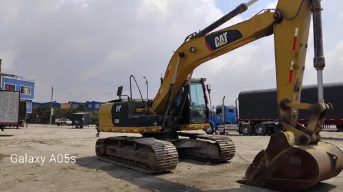 Excavadora Cat 323d Lme