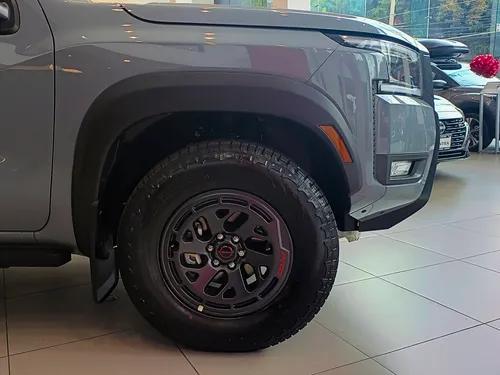 Nissan Frontier 3.8 V6 Pro-4X 4Wd At
