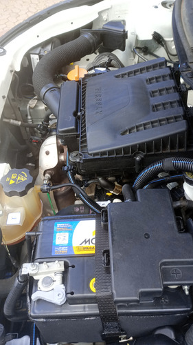 Fiat Cronos 1.3 Flex 4p