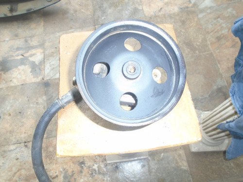 Vendo Bomba De Power Steering De Mitsubishi Galant Año 2001