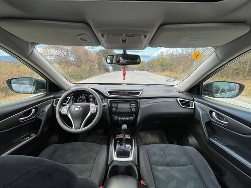 Nissan X-Trail 2.5 Advance 3 Row Mt